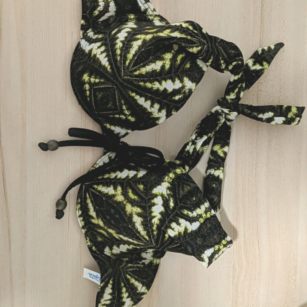 Bathing suit top